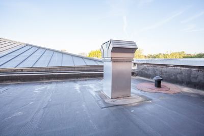 Chantier de toiture et couverture