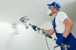 Comment choisir une ponceuse girafe ? — guide travaux RenoMigo Comment choisir une ponceuse girafe ? : conseils, prix et travaux