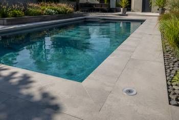 Quelle est l'utilité d'un puits de décompression pour piscine ? — guide RenoMigo Quelle est l'utilité d'un puits de décompression pour piscine ? : conseils et prix des travaux