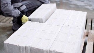 Airium, une mousse minérale isolante — guide travaux RenoMigo Airium, une mousse minérale isolante : conseils, prix et travaux